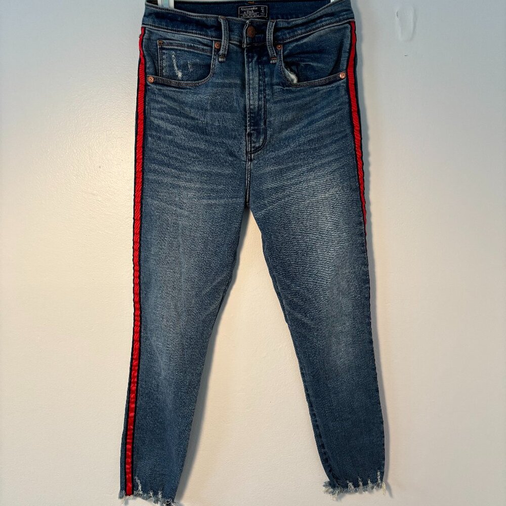 Abercrombie & Fitch Ultra High Rise Super Skinny Ankle Jean